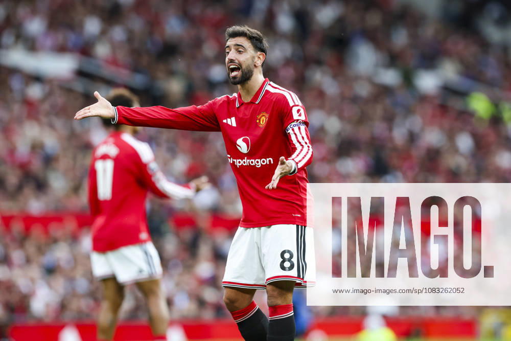 Manchester United, ManU v Manchester City, Premier League Manchester United midfielder Bruno Fernandes (8) gestures frustrated during the Manchester United v Manchester City Premier League match at Old Trafford, Manchester, England on 13 September 2026 Credit: Phil Duncan Every Second Media Editorial use only. All images are copyright Every Second Media Limited. No images may be reproduced without prior permission. All rights reserved. Premier League and Football League images are subject to licensing agreements with Football DataCo Limited. see https: www.football-dataco.com