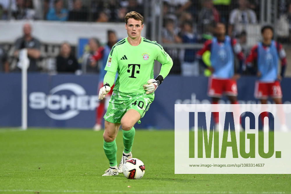 Goalkeeper Jonas URBIG M in action, individual play, Soccer 1 Bundesliga, Matchday 3, matchday3, Spieltag3, SV 07 Elversberg vs. FC Bayern Munich 1–2 on September 13, 2026, at the Ursapharm Arena an der Kaiserlinde, Waldstadion in Elversberg, Germany. DFL regulations prohibit any use of photographs as image sequences and or quasi-video.