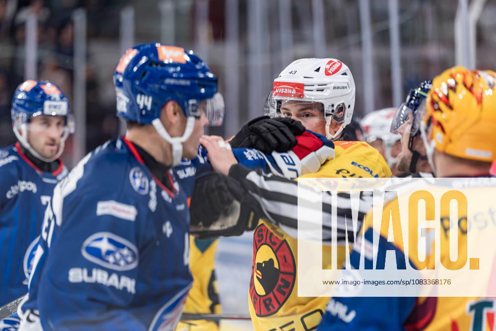 Zurich, Swiss Life Arena, National League: ZSC Lions vs. SC Bern, 43 Alain Graf (Bern), 44 Mikko Lehtonen (ZSC Zurich), Swiss Life Arena, Zurich, Switzerland