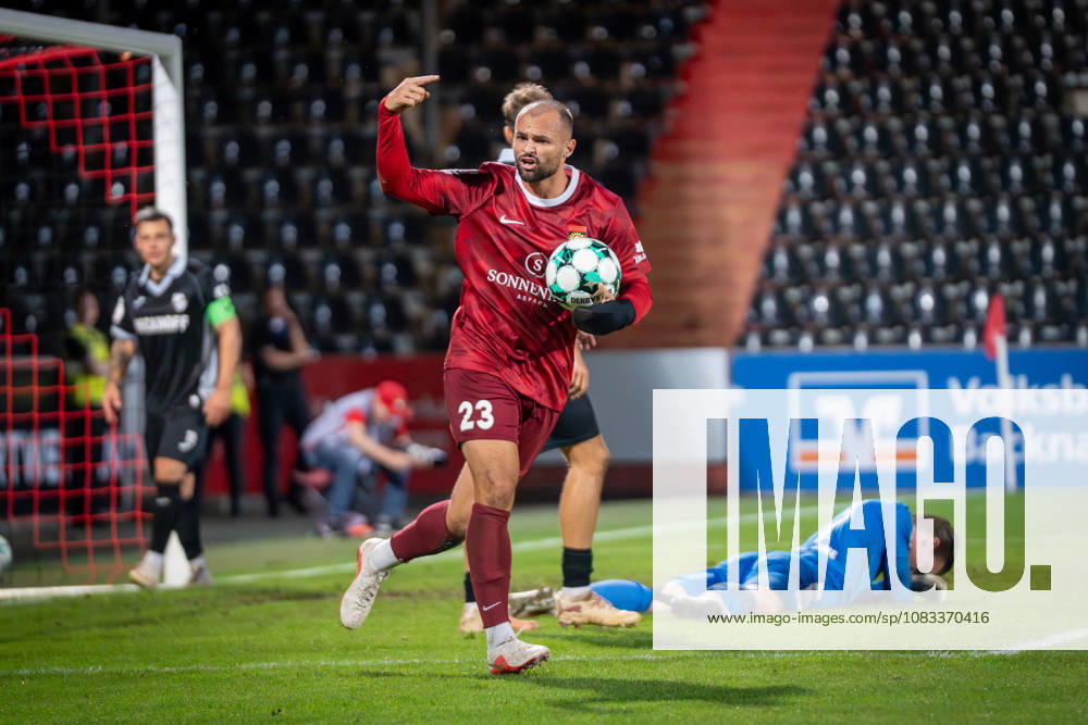 Fabian Eisele of SG Sonnenhof Großaspach, 23, celebrates after scoring a late equalizer; SG Sonnenhof Großaspach vs. SC Verl, Soccer, 3rd Division, Matchday 6, September 15, 2026, DFB regulations prohibit any use of photographs as image sequences and or quasi-video. Aspach, Baden-Württemberg, Germany