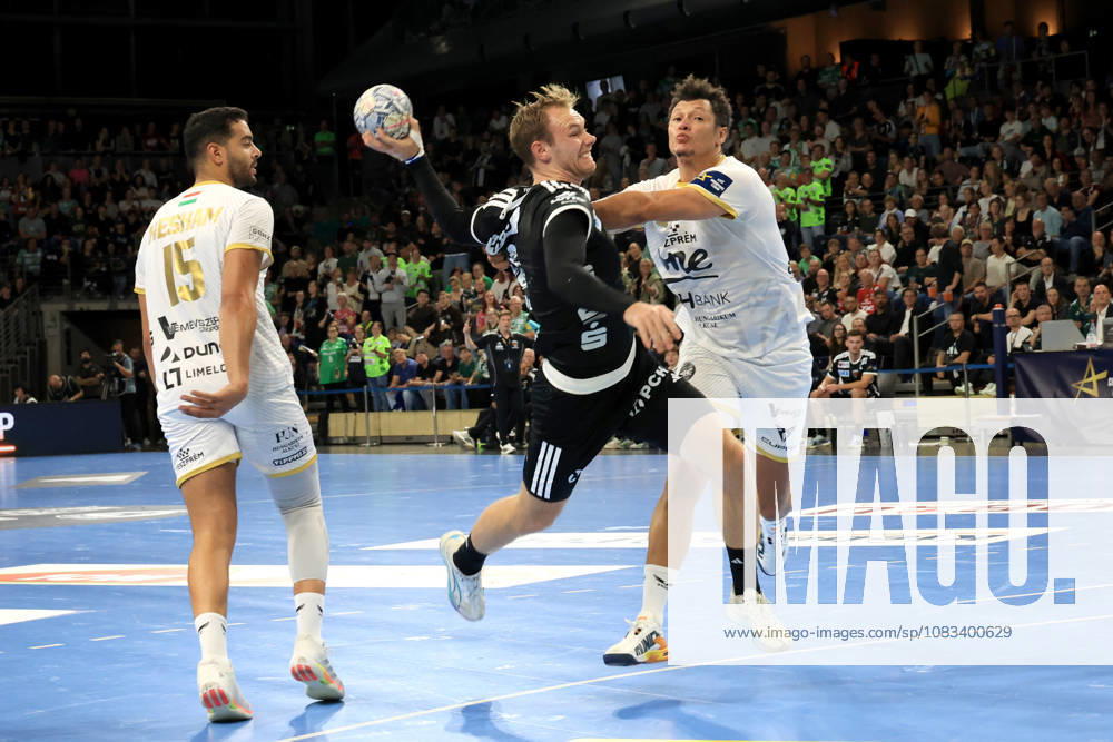 GER Germany, Handball, EHF Champions League, September 16, 2026, 2026–2027 season, Berlin, Füchse Berlin vs. Veszprém HC, Mathias Gidsel (Füchse Berlin) 19, Ahmed Hesham (Veszprém) 15, Thiagus Petrus (Veszprém) 2, nordphoto GmbH, Engler Berlin, Max-Schmeling-Halle, Berlin, Germany