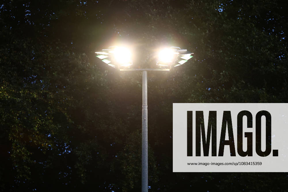 Floodlights at Hinschenfelde Sports Park — Men s Soccer I — Regionalliga Nord I — 2026–2027 Season I Matchday 9 I Eimsbütteler TV vs. SV Werder Bremen U23 I September 16, 2026 I Hinschenfelde Sports Park