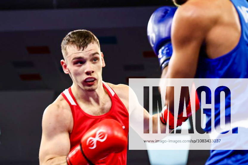 BULGARIA, SOFIA - SEPTEMBER 17, 2026: Russia s Sergei Koldenkov (L) and Finn Bos of the Netherlands compete in the men s 70kg boxing bout at the 2026 European Boxing Elite Championships at Asics Arena. Igor Lenkin TASS 97876924