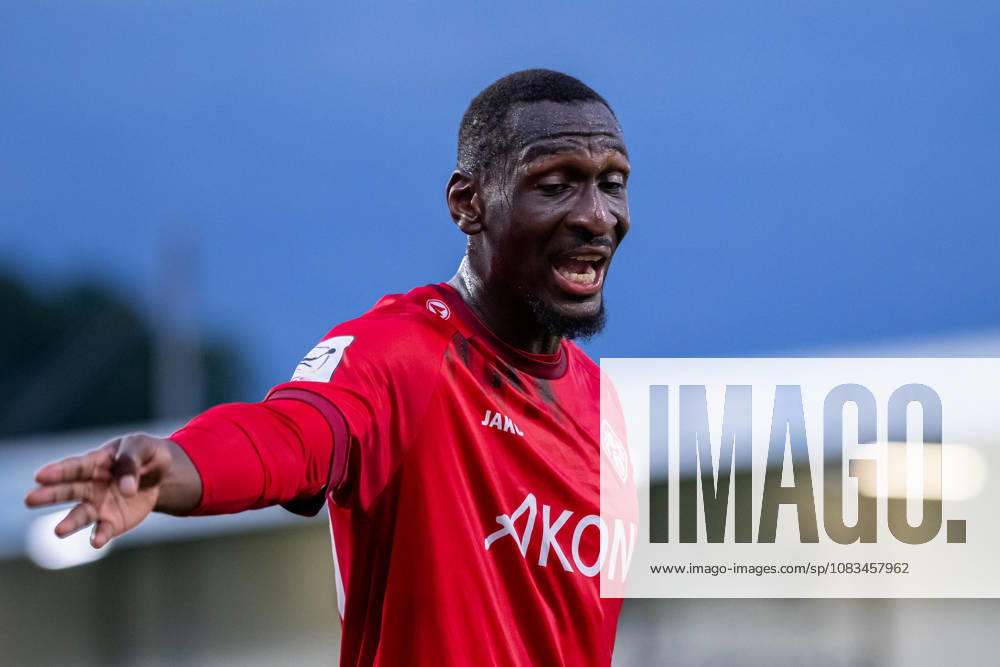 Tarsis Bonga, FC Würzburger Kickers, 30, reacts with disappointment GER, SC Verl vs. FC Würzburger Kickers, Soccer, 3rd Division, Matchday 7, 2026–2027 Season, September 18, 2026 DFL regulations prohibit the use of photographs as image sequences and or quasi-video GER, SC Verl vs. FC Würzburg Kickers, Soccer, 3rd League, Matchday 7, 2026–2027 season, September 18, 2026, Verl