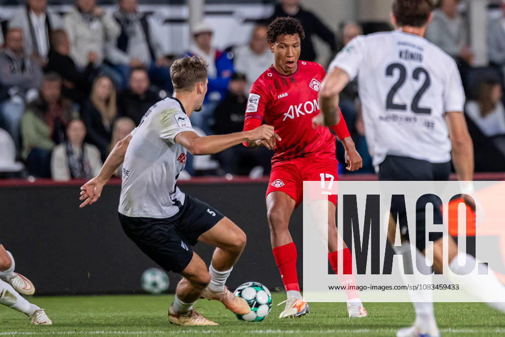 L R Nick Seidel (SC Verl), No. 05, in a tackle with Liam Omore (FC Wuerzburger Kickers), No. 17, GER, SC Verl vs. FC Wuerzburger Kickers, Soccer, 3rd Division, Matchday 7, 2026–2027 Season, September 18, 2026 DFL regulations prohibit any use of photographs as image sequences and or quasi-video GER, SC Verl vs. FC Würzburger Kickers, Soccer, 3rd League, Matchday 7, 2026–2027 season, September 18, 2026, Verl