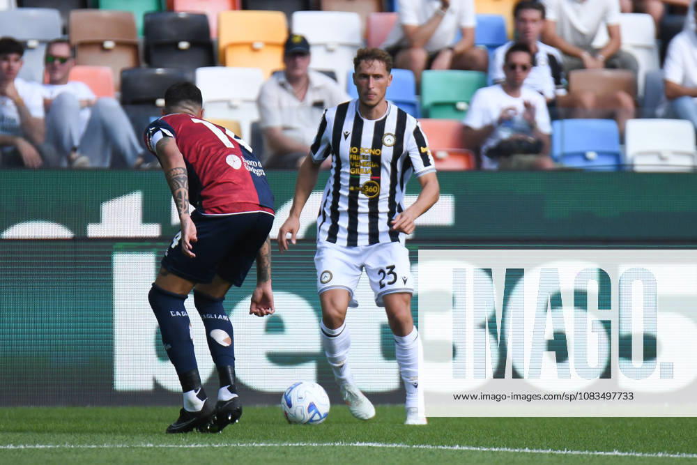 IPA88712283 - Udinese s Mergim Vojvoda in action during the Udinese Calcio vs. Cagliari Calcio Italian Serie A soccer match in Udine, Italy, on September 19, 2026