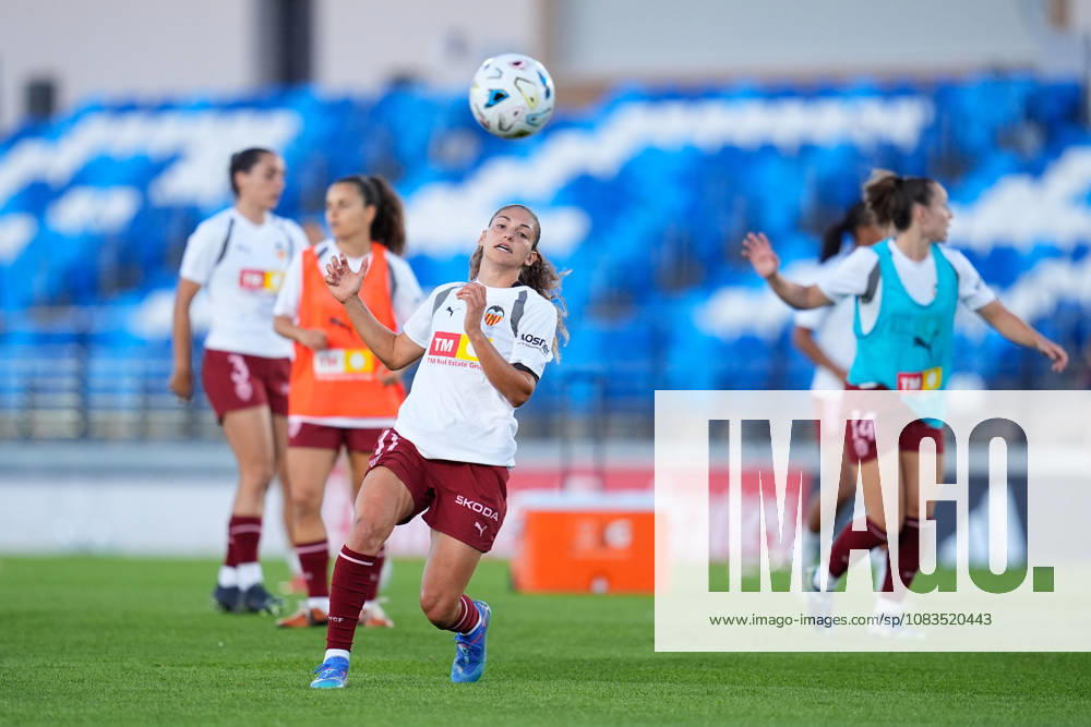 Marta Mascarell Constantino of VCF Femenino warms up during the Spanish Women League, Liga F, football match between Real Madrid and Valencia CF at Alfredo Di Stefano stadium on September 19, 2026, in Valdebebas, Madrid, Spain. Real Madrid V Valencia CF - Liga F - ZUMAa181 20260919_zaa_a181_323