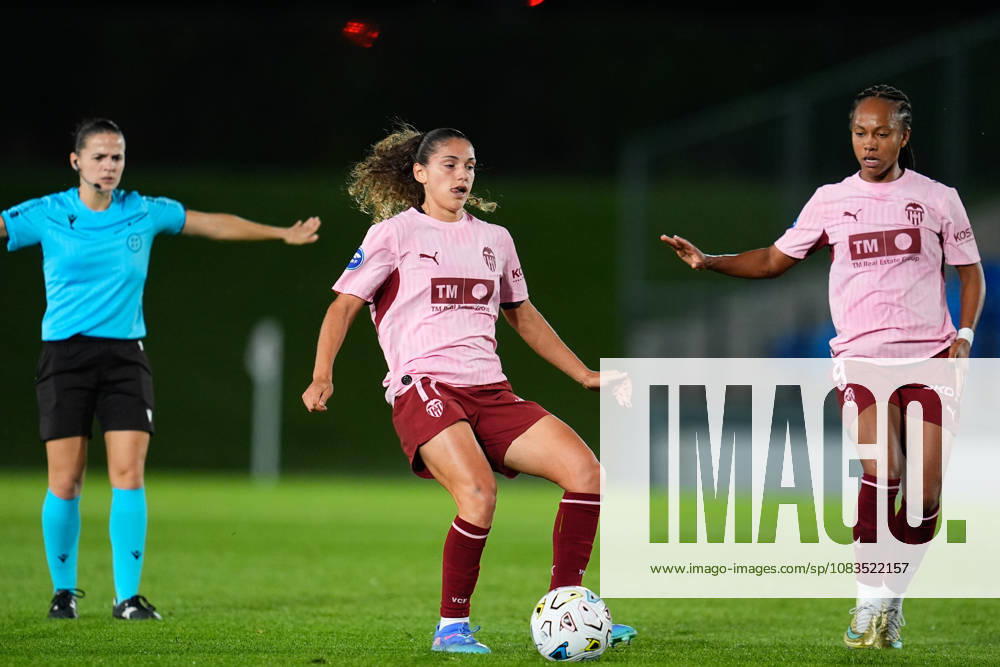 Marta Mascarell Constantino of VCF Femenino passes the ball during the Spanish Women League, Liga F, football match between Real Madrid and Valencia CF at Alfredo Di Stefano stadium on September 19, 2026, in Valdebebas, Madrid, Spain. Real Madrid V Valencia CF - Liga F - ZUMAa181 20260919_zaa_a181_351