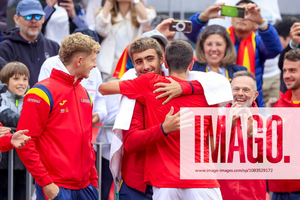 Tenis, Chile vs Espana. Copa Davis 2026. El jugador de Espana Rafa Jodar celebra el triunfo frente a Cristian Garin de Chile durante el partido de singles de la Copa Davis valido por la segunda ronda de clasificatorios para el Grupo Mundials, disputado en el Court Central Anita Lizana, Parque Estadio Nacional en Santiago de Chile. 19 09 2026 Pepe Alvujar Photosport Tenis, Chile vs Espana. Copa Davis 2026. Spain s player Rafa Jodar celebrates the victory against Cristian Garin of Chile during the Davis Cup singles match valid for the second round of qualifiers for the World Group, played at the Anita Lizana Central Court, National Stadium Park in Santiago, Chile. 19 09 2026 Pepe Alvujar Photosport Chile vs Espana dia 1, Copa Davis 2026