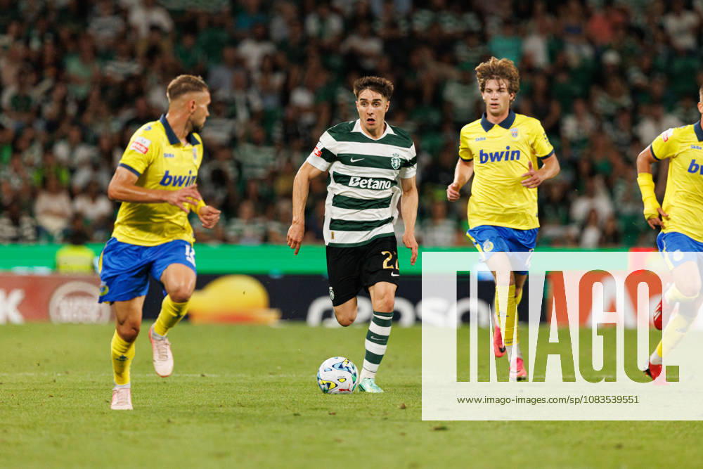 Ivan Fresneda seen during Betclic league between teams of Sporting CP and FC Arouca Estadio Jose Alvalade (Luis Loureiro Ball Raw Images PT) Lisboa Estadio Jose Alvalade Portugal