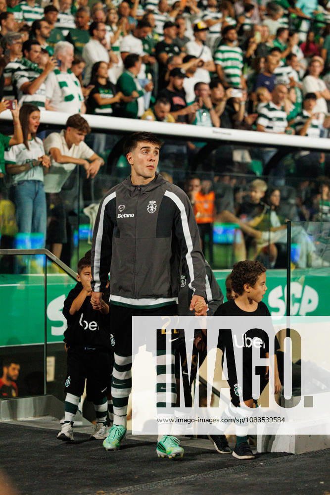 Ivan Fresneda seen during Betclic league between teams of Sporting CP and FC Arouca Estadio Jose Alvalade (Luis Loureiro Ball Raw Images PT) Lisboa Estadio Jose Alvalade Portugal