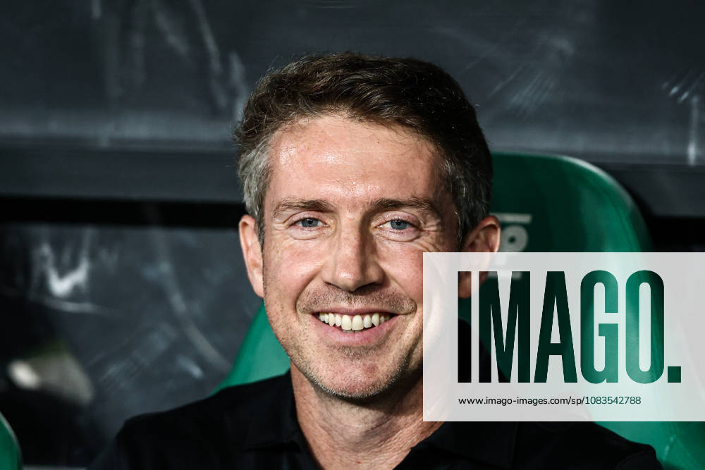 ESP: Sporting Portugal SP - Arouca FC. Liga Portugal Betclic. Matchday 7 FC Arouca s coach Vasco Seabra during the Liga Portugal Betclic match between Sporting Portugal SP and Arouca FC played at Estadio Da Luz Stadium on September 19, 2026 in Lisboa, Portugal. kpng