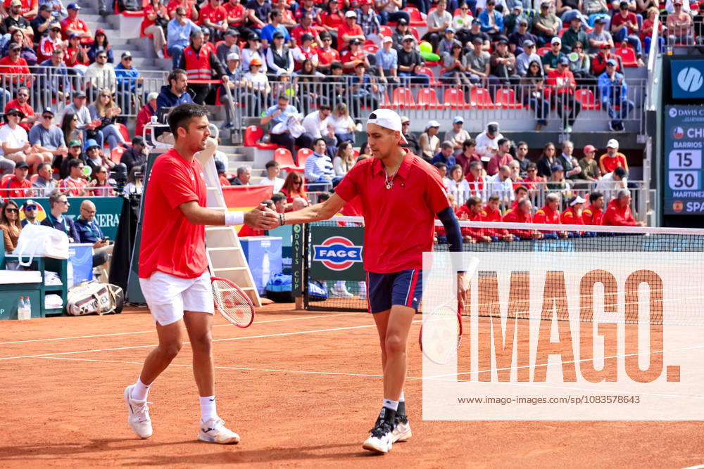 Tenis, Chile vs Espana. Copa Davis 2026. Los tenistas chilenos Tomas Barrios y Alejandro Tabilo frente a los espanoles Jaume Munar y Pedro Martinez durante el partido de dobles de la Copa Davis valido por la segunda ronda de clasificatorios para el Grupo Mundials, disputado en el Court Central Anita Lizana, Parque Estadio Nacional en Santiago de Chile. 20 09 2026 Pepe Alvujar Photosport Tenis, Chile vs Espana. Copa Davis 2026. Chilean tennis players Tomas Barrios and Alejandro Tabilo against the Spanish players Jaume Munar and Pedro Martinez during the Davis Cup doubles match valid for the second round of qualifiers for the World Group, played at the Anita Lizana Central Court, National Stadium Park in Santiago, Chile. 20 09 2026 Pepe Alvujar Photosport Chile vs Espana dia 2, Copa Davis 2026