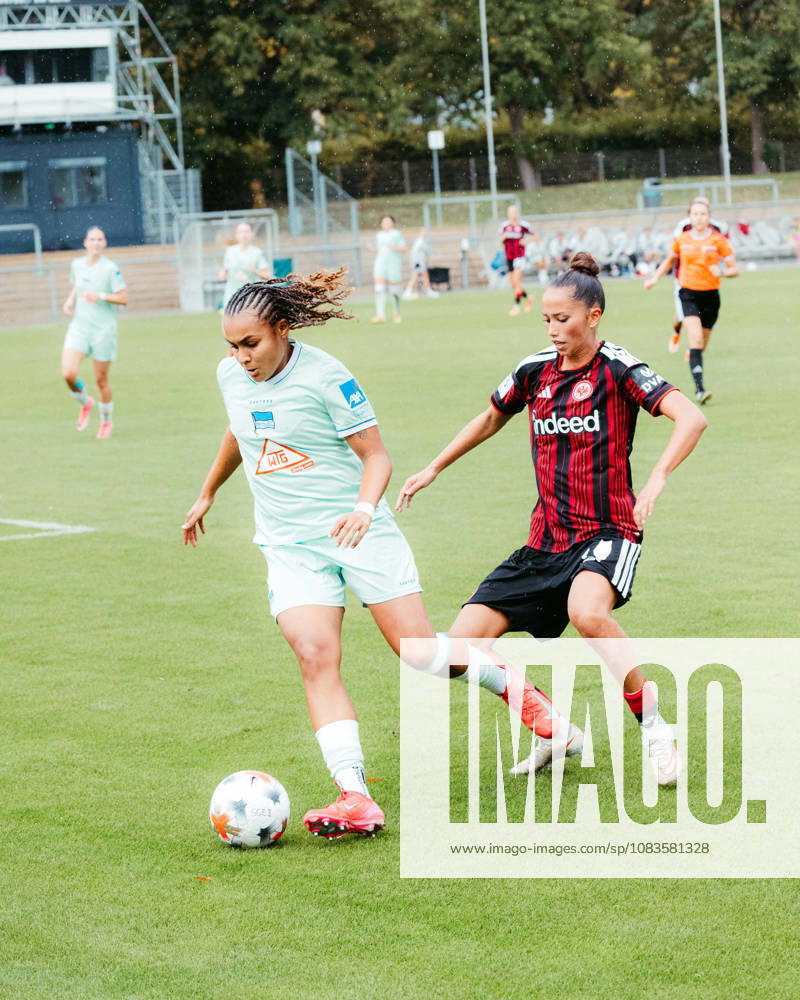 Women s Bundesliga 2, Eintracht Frankfurt II vs. Hertha BSC; Amira Marlene Dahl of Eintracht Frankfurt U20 defends against a Berlin opponent; Frankfurt