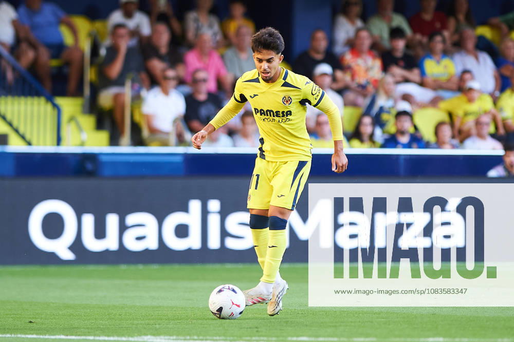 Ilias Akhomach of Villarreal CF during the LaLiga EA Sports match between Villarreal CF and Levante UD at Estadio de la Cerámica on September 20, 2026, in Villarreal, Spain
