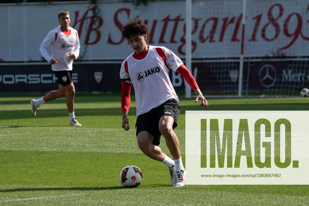 Ameen Al Dakhil, VfB Stuttgart, 02 on the ball, GER, VfB Stuttgart, soccer, Bundesliga 1, public training session, 2026–2027 season, September 21, 2026, DFL regulations prohibit any use of photographs as image sequences and or quasi-video, GER, VfB Stuttgart, soccer, Bundesliga 1, public training session, 2026–2027 season, September 21, 2026, Stuttgart
