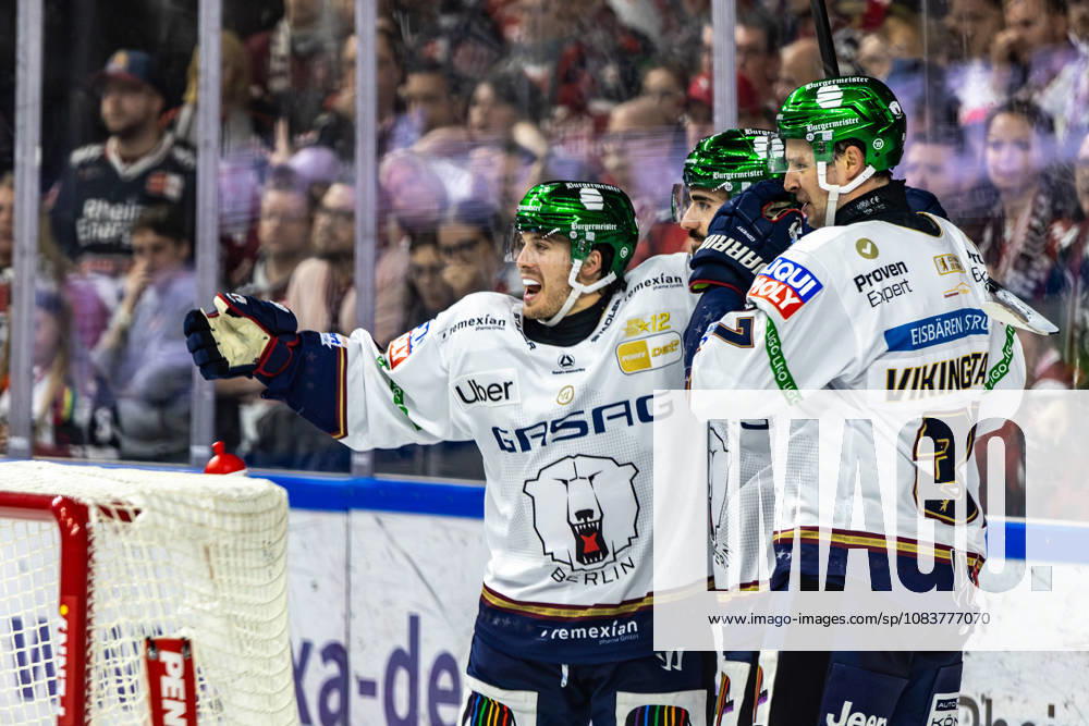 Frederik Tiffels of the Eisbären Berlin (95) celebrates with Markus Vikingstad of the Eisbären Berlin (37) after his goal in the game between the Kölner Haie and the Eisbären Berlin, ice hockey, Penny DEL, Matchday 3, 2026–2027, September 25, 2026, Cologne Sharks vs. Eisbären Berlin, ice hockey, Penny DEL, Matchday 3, 2026–2027, September 25, 2026, Cologne