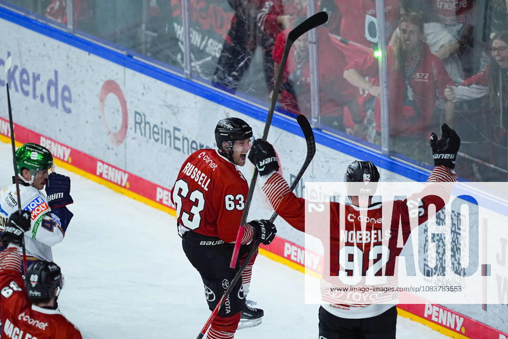 Ice Hockey, Penny DEL, Kölner Haie vs. Eisbären Berlin, 2026–2027 Season, Lanxess Arena Cologne: Celebration after the goal that tied the game at 5–5 for the Kölner Haie, scored by Patrick Russell (Kölner Haie), 63, alongside Marcel Noebels (Kölner Haie), 92
