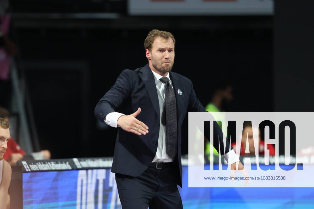 Anton Gavel, head coach of FC Bayern Basketball, gesturing, emotions, GER, FC Bayern Basketball vs. Alba Berlin, basketball, easycredit Basketball Bundesliga, Matchday 23, 2026–2027 season, September 26, 2026, GER, FC Bayern Basketball vs. Alba Berlin, basketball, easycredit Basketball Bundesliga, Matchday 23, 2026–2027 season, September 26, 2026, Munich