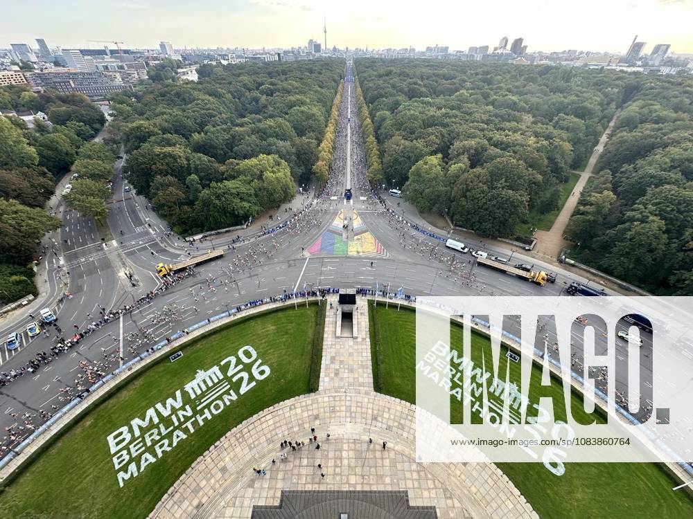 52 Berlin Marathon 2026 ** ** **About 56,000 people take part in the Berlin Marathon Germany Berlin Berlin Copyright JörgxCarstensen