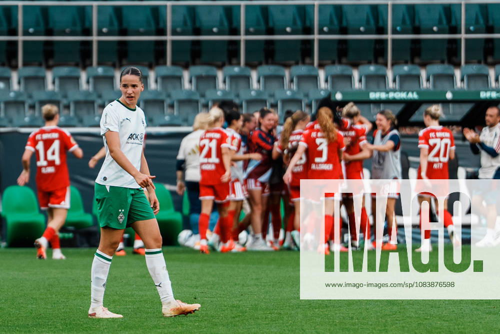 Germany, Soccer: 2026–2027 DFB Women s Cup, First Round: Borussia Mönchengladbach vs. FC Bayern Munich at Borussia Park; Fiona Itgenshorst (Borussia Mönchengladbach), 6: Disappointment after conceding a goal in front of the cheering bench