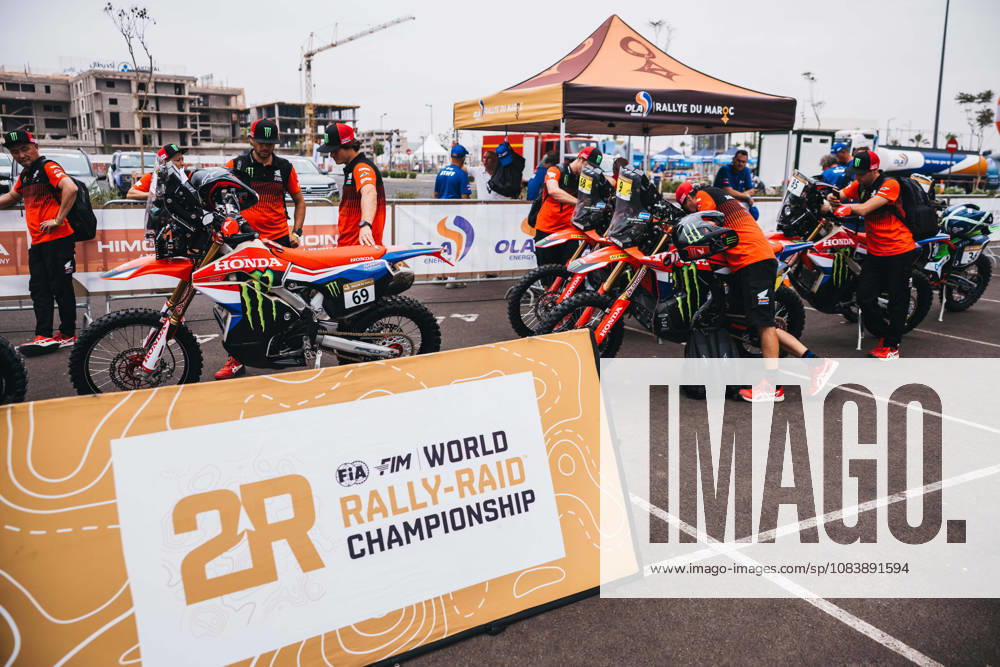 W2RC - RALLYE DU MAROC 2026 69 BRUNO Crivilin (bra), Monster Energy Honda HRC, Honda 450 Rally Factory Replica, FIM W2RC, Rally 2, ambiance during the Scrutineering of the Rallye du Maroc 2026, 4th round of the 2026 WR2C Championship from September 26 to 27, 2026 in Agadir, Morocco - AgadirMorocco