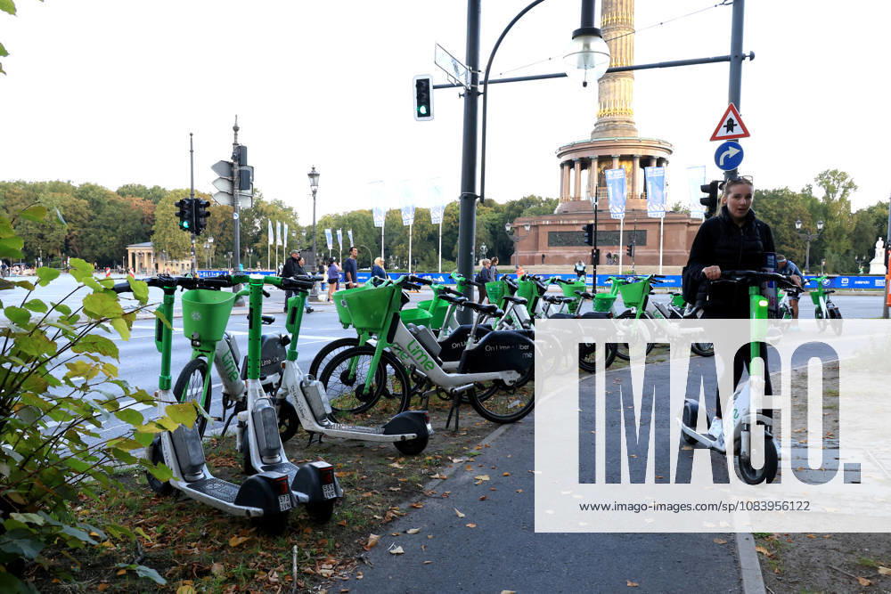 Marathon, Track and Field, GER DEU, Berlin, Germany, E-bikes, E-scooters nordphoto GmbH Engler Berlin Berlin Berlin Germany