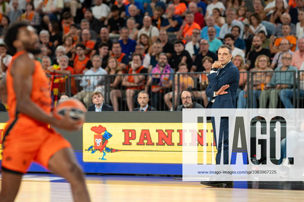 EuroLeague Round 2 match between Valencia Basket and of Kosner Baskonia Vitoria Gasteiz Paolo Galbiati of Kosner Baskonia Vitoria Gasteiz seen in action during the EuroLeague Round 2 match between Valencia Basket and of Kosner Baskonia Vitoria Gasteiz at Roig Arena , (Valencia ) on September 29, 2025.
