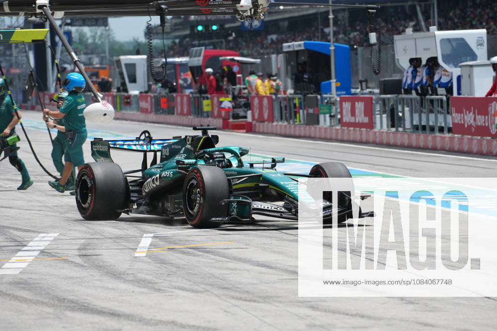 Sepang International Circuit, Kuala Lumpur, 2026 Formula 1 Gulf Air Bahrain Grand Prix, Lance Stroll (CAN), Aston Martin Aramco Formula One Team. Photo by Hasan Bratic, DeFodi Images