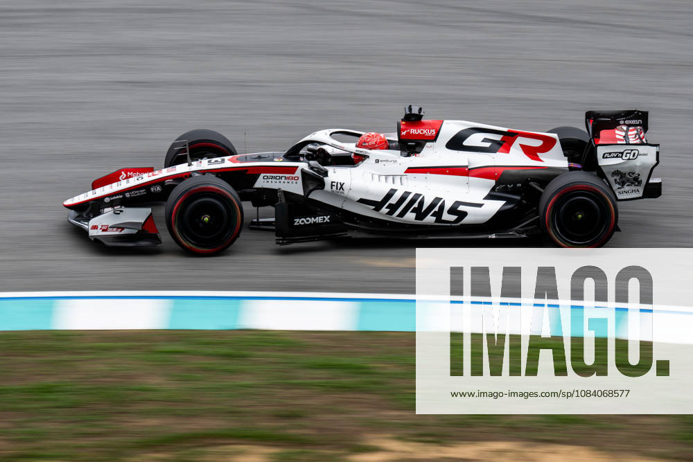 F1 - BAHRAIN GRAND PRIX IN MALAYSIA 2026 31 OCON Esteban (fra), TGR Haas F1 Team VF-26, action during the 2026 Formula 1 Bahrain Grand Prix in Malaysia, 16th round of the 2026 Formula One World Championship, WM, Weltmeisterschaft from October 2 to 4, 2026 on the Sepang International Circuit, in Sepang, Malaysia - SepangMalaysia