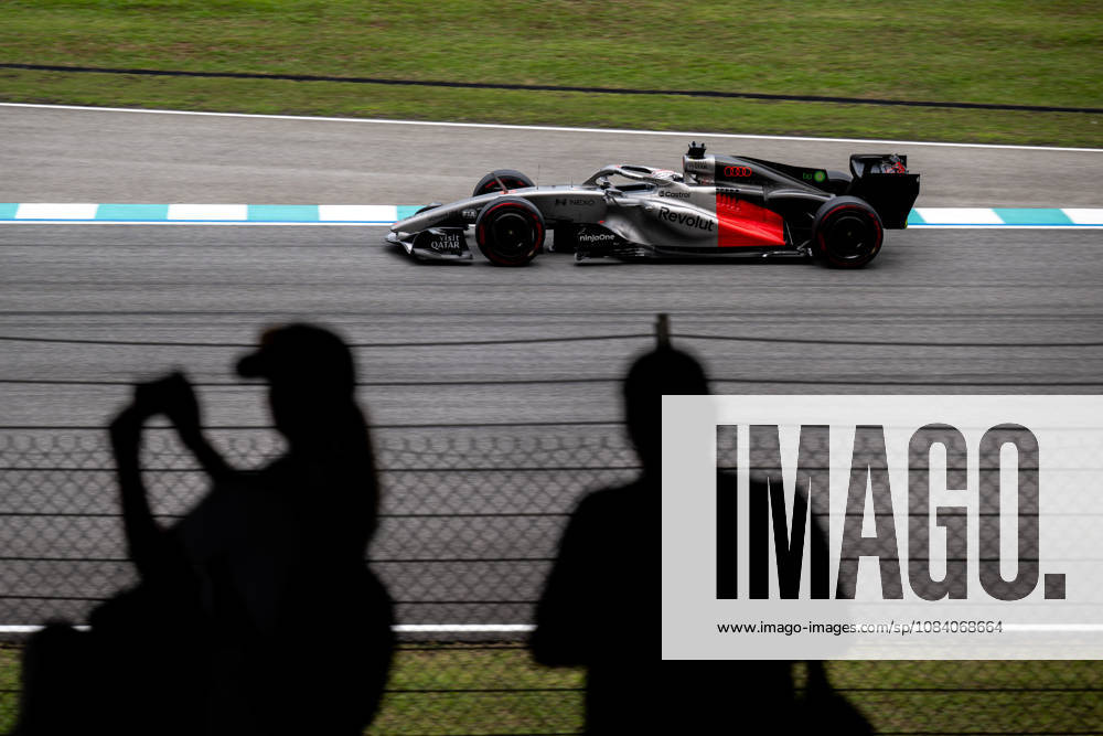 F1 - BAHRAIN GRAND PRIX IN MALAYSIA 2026 27 HULKENBERG Nico (ger), Audi F1 Team , action during the 2026 Formula 1 Bahrain Grand Prix in Malaysia, 16th round of the 2026 Formula One World Championship, WM, Weltmeisterschaft from October 2 to 4, 2026 on the Sepang International Circuit, in Sepang, Malaysia - SepangMalaysia