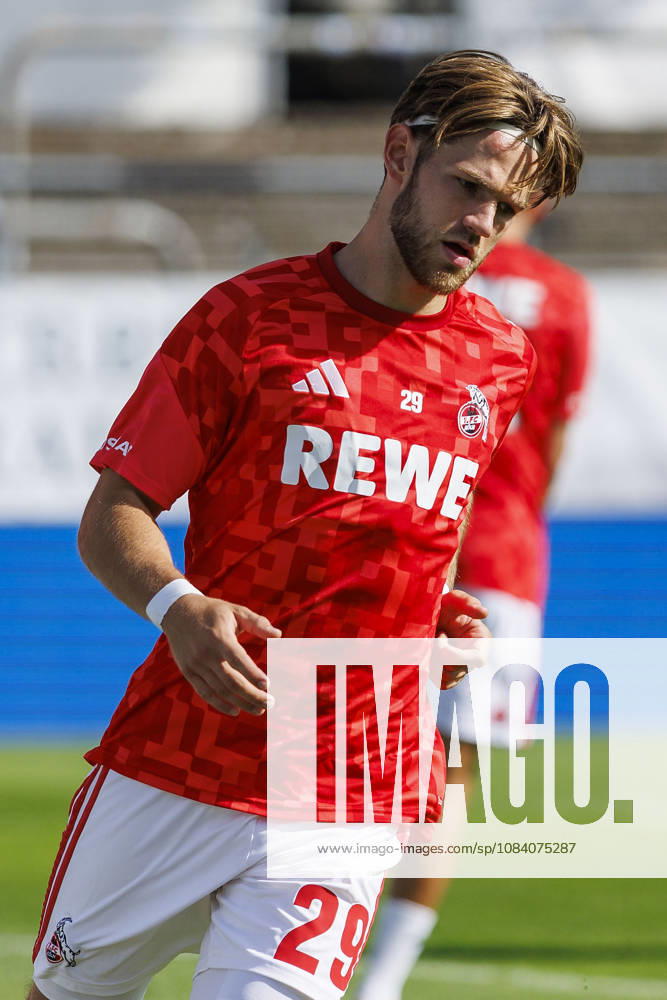 Jan Thielmann (1. FC Köln, 29) during the warm up before the friendly match between FC Viktoria Köln vs. 1. FC Köln at the Sportpark Hoehenberg on October 3, 2026 in Koeln, Germany. DFL REGULATIONS PROHIBIT ANY USE OF PHOTOGRAPHS AS IMAGE SEQUENCES AND OR QUASI-VIDEO. Nordrhein-Westfalen Germany