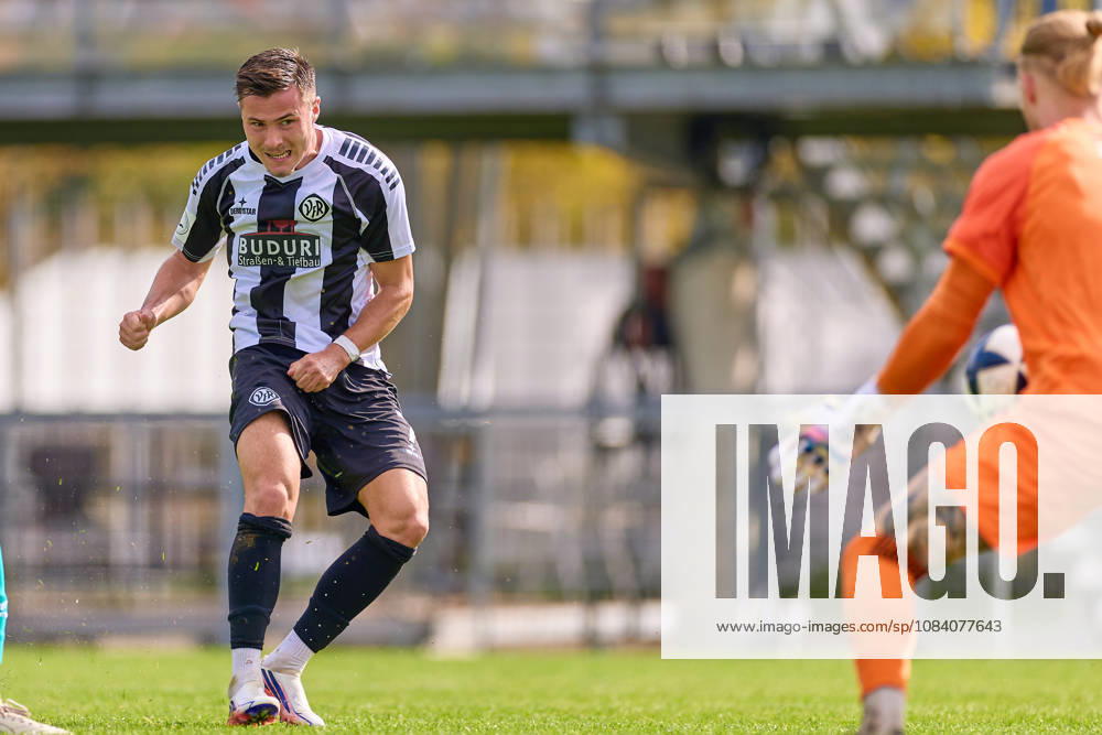 Shot on goal by Michael Kleinschrodt (VfR Aalen), 09; Lucas Becker (FSV Frankfurt), 01 GER; VfR Aalen vs. FSV Frankfurt, soccer, Regionalliga Southwest Men, Matchday 10, 2026–2027 season, October 3, 2026 GER, VfR Aalen vs. FSV Frankfurt, soccer, Regionalliga Southwest Men, Matchday 10, 2026–2027 season, October 3, 2026 Aalen