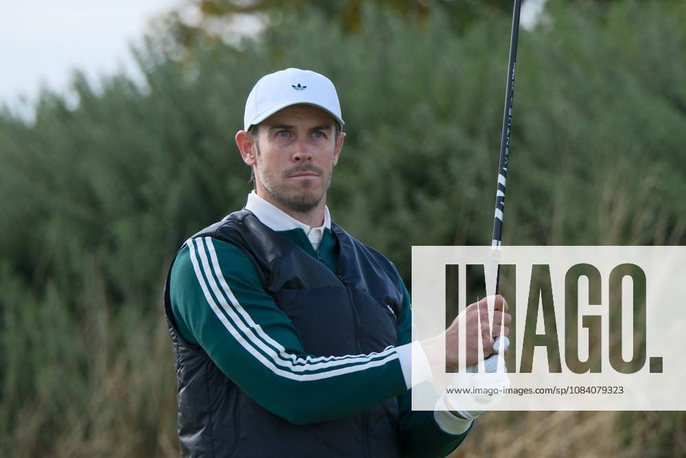UK: The Alfred Dunhill Links Championship at Kingsbarns, St Andrews, Scotland on 03 October 2026: Pictured: Former footballer Gareth Bale on the 1st tee at Kingsbarns during the third round of the Alfred Dunhill Links Championship 2026 St Andrews Kingsbarns Scotland Scotland
