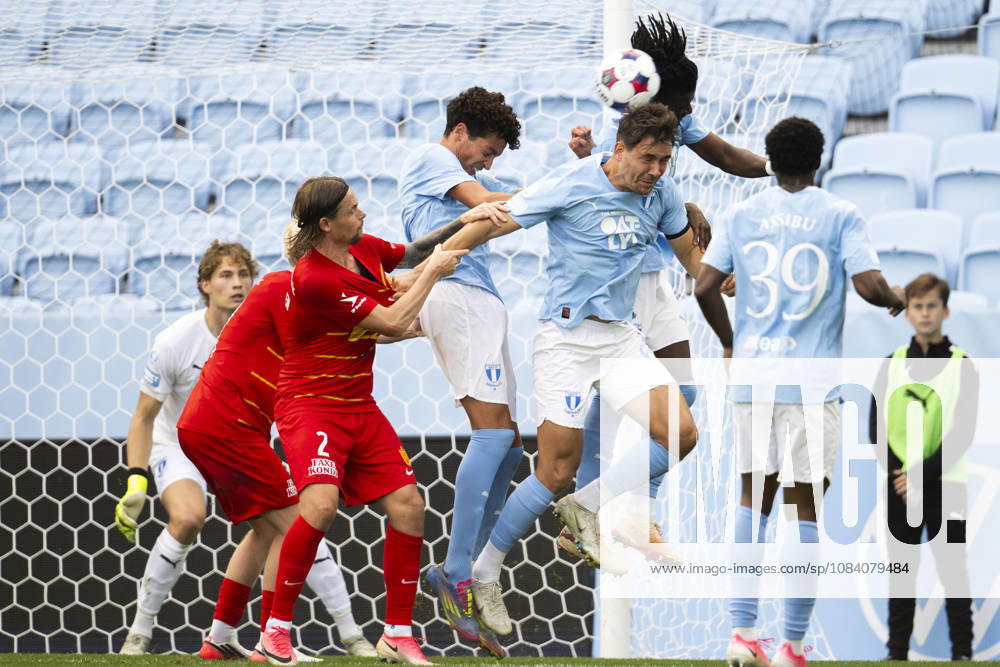 Leon da Silva, Yanis Danielov Karabelyov, and Israel Anum of Malmö FF during the friendly match between Malmö FF and FC Nordsjælland on October 3, 2026 in Malmö. Photo by Avdo Bilkanovic, BILDBYRAN COP 115 AB0391. soccer, football, fotball, practice match, friendly match, Malmö FF, FC Nordsjälland, bbeng