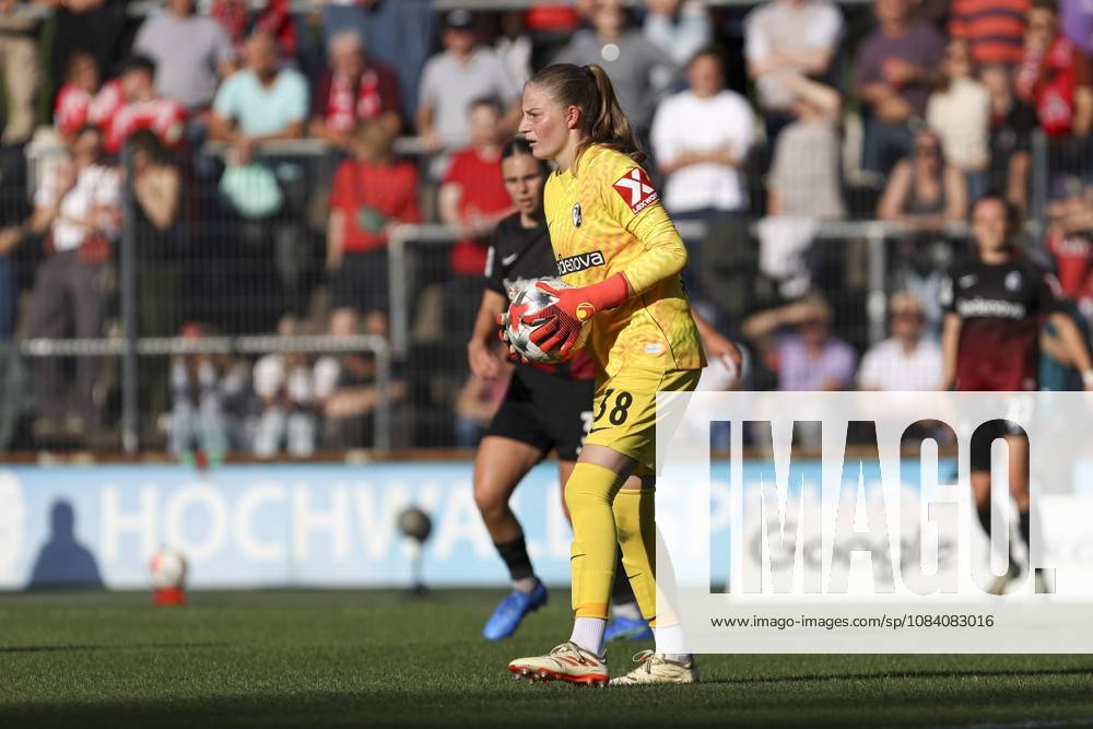 SC Freiburg goalkeeper Anna Reimann looks on during the Women s Bundesliga match between 1 FC Cologne and SC Freiburg, Franz Kremer Stadium on October 3, 2026, in Cologne, Germany. Photo by Oliver Kaelke, DeFodi Images. Goalkeeper Anna Reimann of SC Freiburg looks on during the Bundesliga match between 1 FC Cologne and SC Freiburg at Franz Kremer Stadium on October 3, 2026 in Cologne, Germany. Photo by Oliver Kaelke, DeFodi Images. DFB and DFL regulations prohibit any use of photographs as image sequences and or quasi-video. Photo by Oliver Kaelke, DeFodi Images.