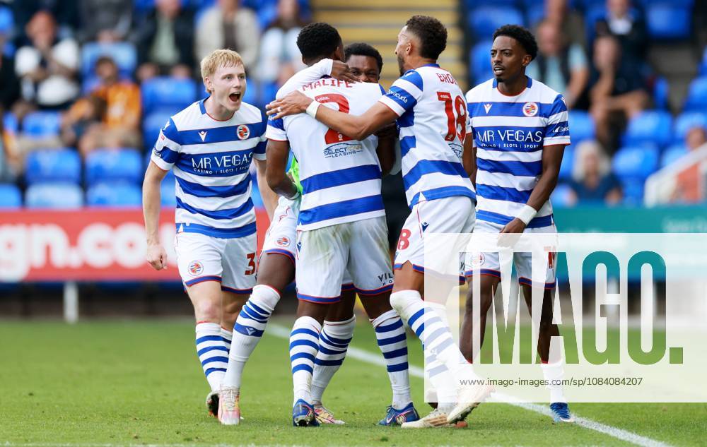 Udoka Godwin-Malife of Reading celebrates scoring a goal after making the score 1-1. Reading v Bradford City, EFL Sky Bet League One, Football, Select Car Leasing Stadium, Reading, UK - 03 Oct 2026Reading Select Car Leasing Stadium United Kingdom