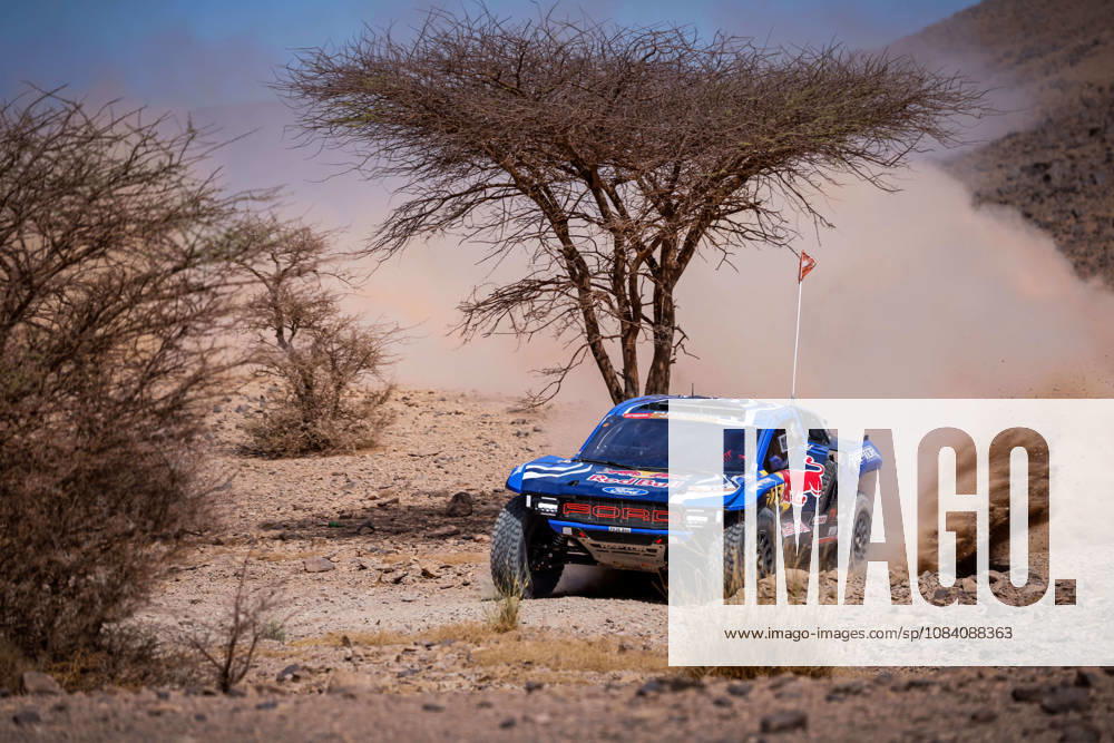 W2RC - RALLYE DU MAROC 2026 225 SAINZ Carlos (esp), OLIVERAS Daniel (esp), Ford Raptor, Ford Racing, FIA W2RC, ULT T1+, action, during the Stage 5 of the Rallye du Maroc 2026, 4th round of the 2026 WR2C Championship from October 3, 2026 around Zagora, Morocco - AgadirMorocco