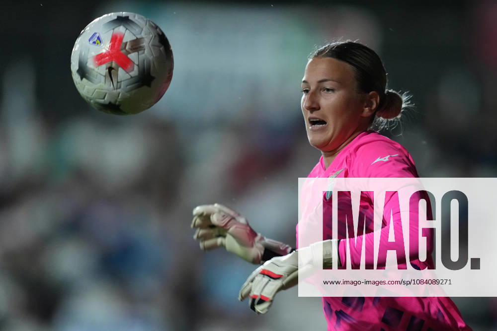 Lazios goalkeeper Sara Cetinja during the Serie A Women soccer match between Roma and Lazio at the Rome s Tre Fontane stadium, Italy - Saturday October 3, 2026 - Soccer ( Photo by Alfredo Falcone LaPresse )