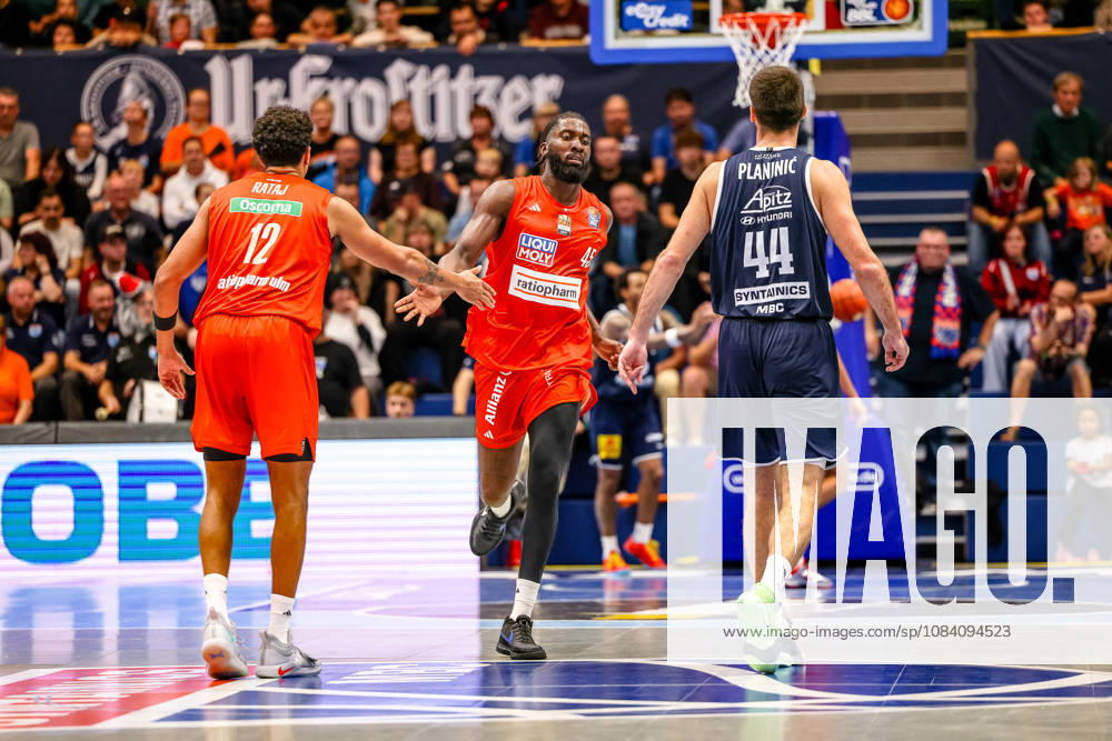 Michael Rataj (Ratiopharm Ulm), No. 12, and Oluwasimisola Shittu (Ratiopharm Ulm), No. 45, high-five after scoring a basket, GER, Syntainics MBC vs. Ratiopharm Ulm, Basketball, 1st Bundesliga, Matchday 4, 2026–2027 season, October 3, 2026, GER, Syntainics MBC vs. Ratiopharm Ulm, Basketball, 1st Bundesliga, Matchday 4, 2026–2027 season, October 3, 2026, Weissenfels