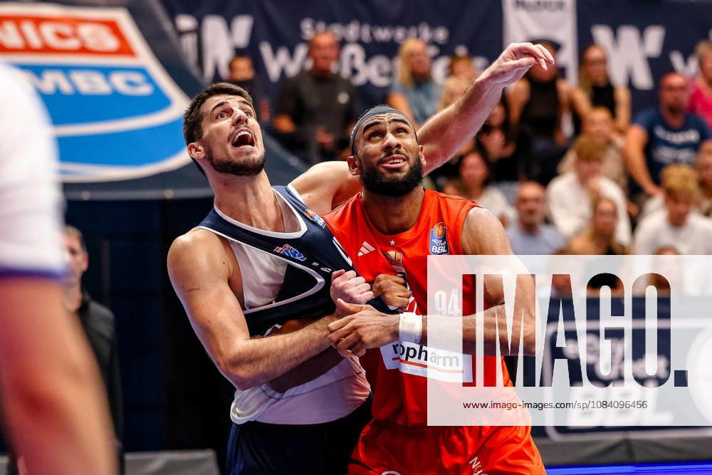 Jure Planinic (SYNTAINICS MBC), 44, guarded by Armel Traore (Ratiopharm Ulm), 94, one-on-one, duel, battle, GER, Syntainics MBC vs. Ratiopharm Ulm, basketball, 1st Bundesliga, Matchday 4, 2026–2027 season, October 3, 2026, GER, Syntainics MBC vs. Ratiopharm Ulm, Basketball, 1st Bundesliga, Matchday 4, 2026–2027 season, October 3, 2026, Weissenfels