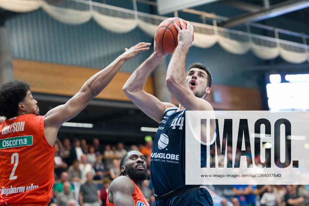Ibi Watson Ulm, 2, Jure Planinic MBC, 44, Syntainics MBC vs. Ratiopharm Ulm, BBL, Men s Basketball 1st Bundesliga, Matchday 4 of the 2026–27 season, March 10, 2026, Weißenfels Stadthalle, Saxony-Anhalt, Germany