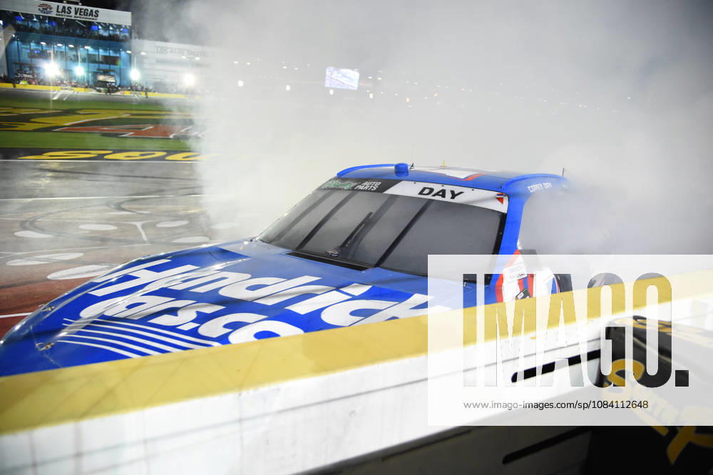 LAS VEGAS, NV - OCTOBER 03: Corey Day ( 17 Hendrick Motorsports HendrickCars.com Chevrolet) does a burnout to celebrate winning the race during the NASCAR, Motorsport, USA OÕReilly Auto Parts Series Focused Health 302 on October 03, 2026, at Las Vegas Motor Speedway in Las Vegas, NV. (Photo by Chris Williams LVMS Icon Sportswire) AUTO: OCT 03 NASCAR OÕReilly Auto Parts Series Focused Health 302 Icon0072610031149