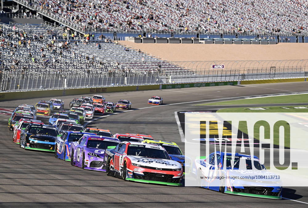 LAS VEGAS, NV - OCTOBER 03: Corey Day ( 17 Hendrick Motorsports HendrickCars.com Chevrolet) leads the field towards turn one along side of Sheldon Creed ( 00 Haas Factory Team Road Ranger Chevrolet) during the opening lap of the NASCAR, Motorsport, USA OReilly Auto Parts Series Focused Health 302 playoff race at Las Vegas Motor Speedway Saturday Oct. 3, 2026 in Las Vegas, Nevada. (Photo by Will Lester Icon Sportswire) AUTO: OCT 03 NASCAR OReilly Auto Parts Series Focused Health 302 Icon26100320702