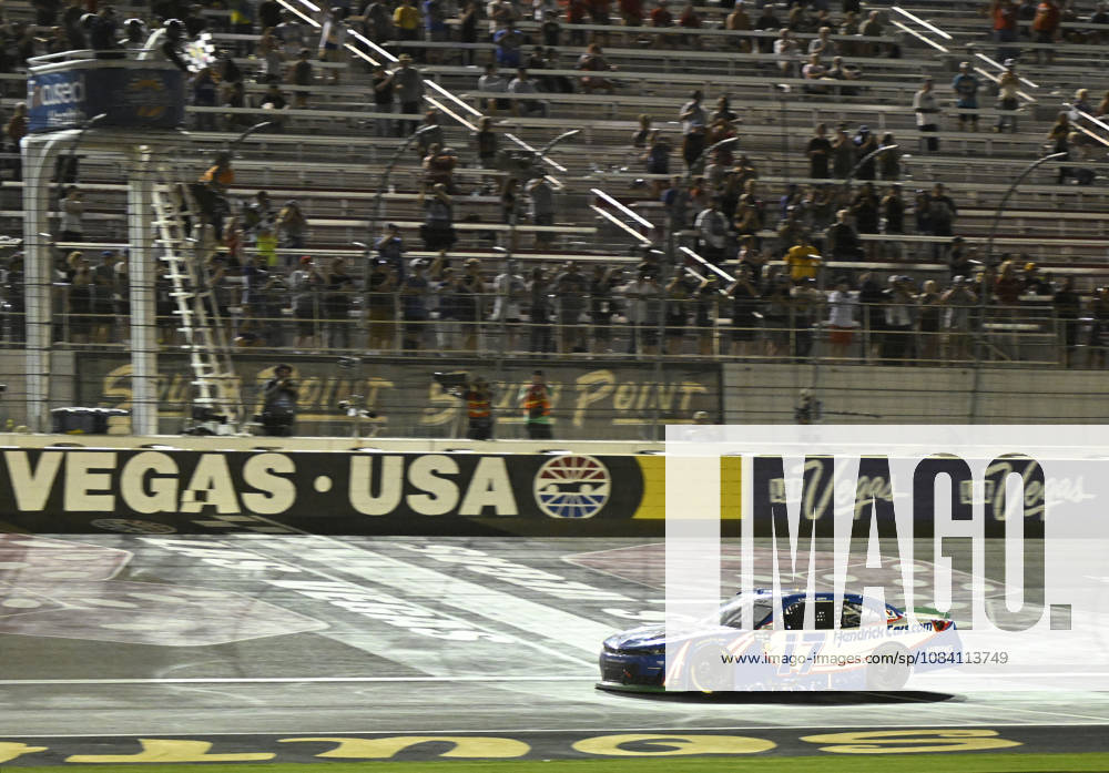 LAS VEGAS, NV - OCTOBER 03: Corey Day ( 17 Hendrick Motorsports HendrickCars.com Chevrolet) takes the checkered flag to win the NASCAR, Motorsport, USA OReilly Auto Parts Series Focused Health 302 playoff race at Las Vegas Motor Speedway Saturday Oct. 3, 2026 in Las Vegas, Nevada. (Photo by Will Lester Icon Sportswire) AUTO: OCT 03 NASCAR OReilly Auto Parts Series Focused Health 302 Icon26100353442
