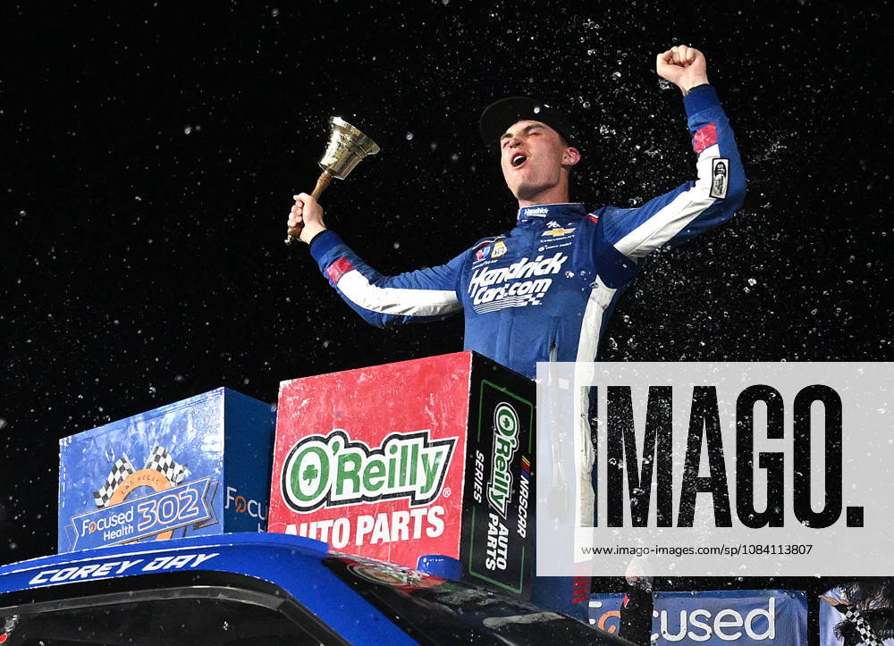 LAS VEGAS, NV - OCTOBER 03: Corey Day ( 17 Hendrick Motorsports HendrickCars.com Chevrolet) celebrates in victory lane after winning the NASCAR, Motorsport, USA OReilly Auto Parts Series Focused Health 302 playoff race at Las Vegas Motor Speedway Saturday Oct. 3, 2026 in Las Vegas, Nevada. (Photo by Will Lester Icon Sportswire) AUTO: OCT 03 NASCAR OReilly Auto Parts Series Focused Health 302 Icon26100355452