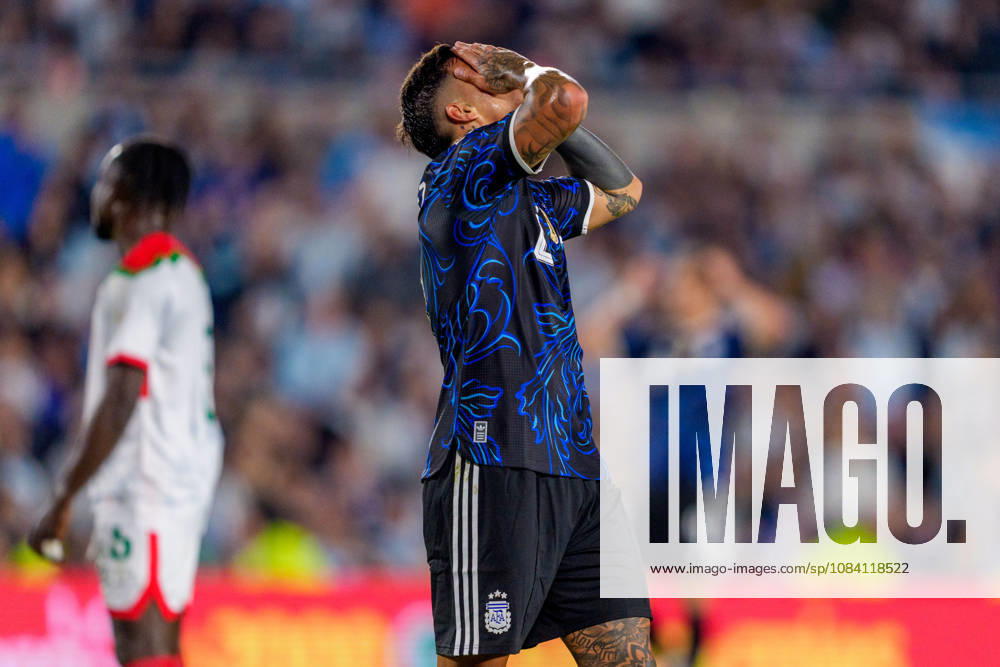 Burkina Faso v Argentina BUENOS AIRES, - OCTOBER 3: Enzo Fernandez 24 of Argentina reacts to missing a shot during a game between Burkina Faso and Argentina at Estadio Monumental on October 3, 2026 in Buenos Aires, STATE . Buenos Aires Estadio Monumental Argentnina