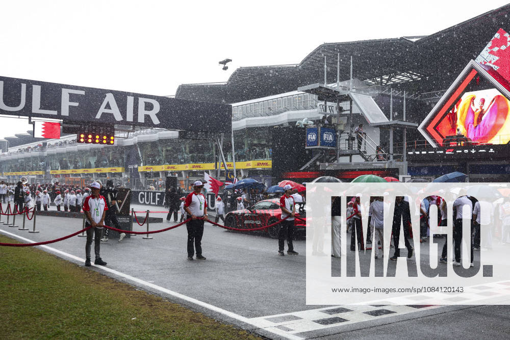 F1 - BAHRAIN GRAND PRIX IN MALAYSIA 2026 Illustration, grid under the rain during the 2026 Formula 1 Bahrain Grand Prix in Malaysia, 16th round of the 2026 Formula One World Championship, WM, Weltmeisterschaft from October 2 to 4, 2026 on the Sepang International Circuit, in Sepang, Malaysia - SepangMalaysia