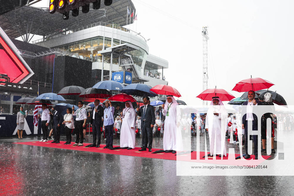 F1 - BAHRAIN GRAND PRIX IN MALAYSIA 2026 DOMENICALI Stefano (ita), Chairman and CEO Formula One Group FOG, BEN SULAYEM Mohammed (uae), President of the FIA, portrait, national anthem ceremony during the 2026 Formula 1 Bahrain Grand Prix in Malaysia, 16th round of the 2026 Formula One World Championship, WM, Weltmeisterschaft from October 2 to 4, 2026 on the Sepang International Circuit, in Sepang, Malaysia - SepangMalaysia
