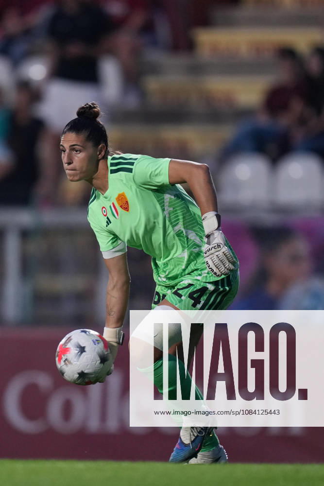 Romas goalkeeper Rachele Baldi during the Serie A Women soccer match between Roma and Lazio at the Rome s Tre Fontane stadium, Italy - Saturday October 3, 2026 - Soccer ( Photo by Alfredo Falcone LaPresse )